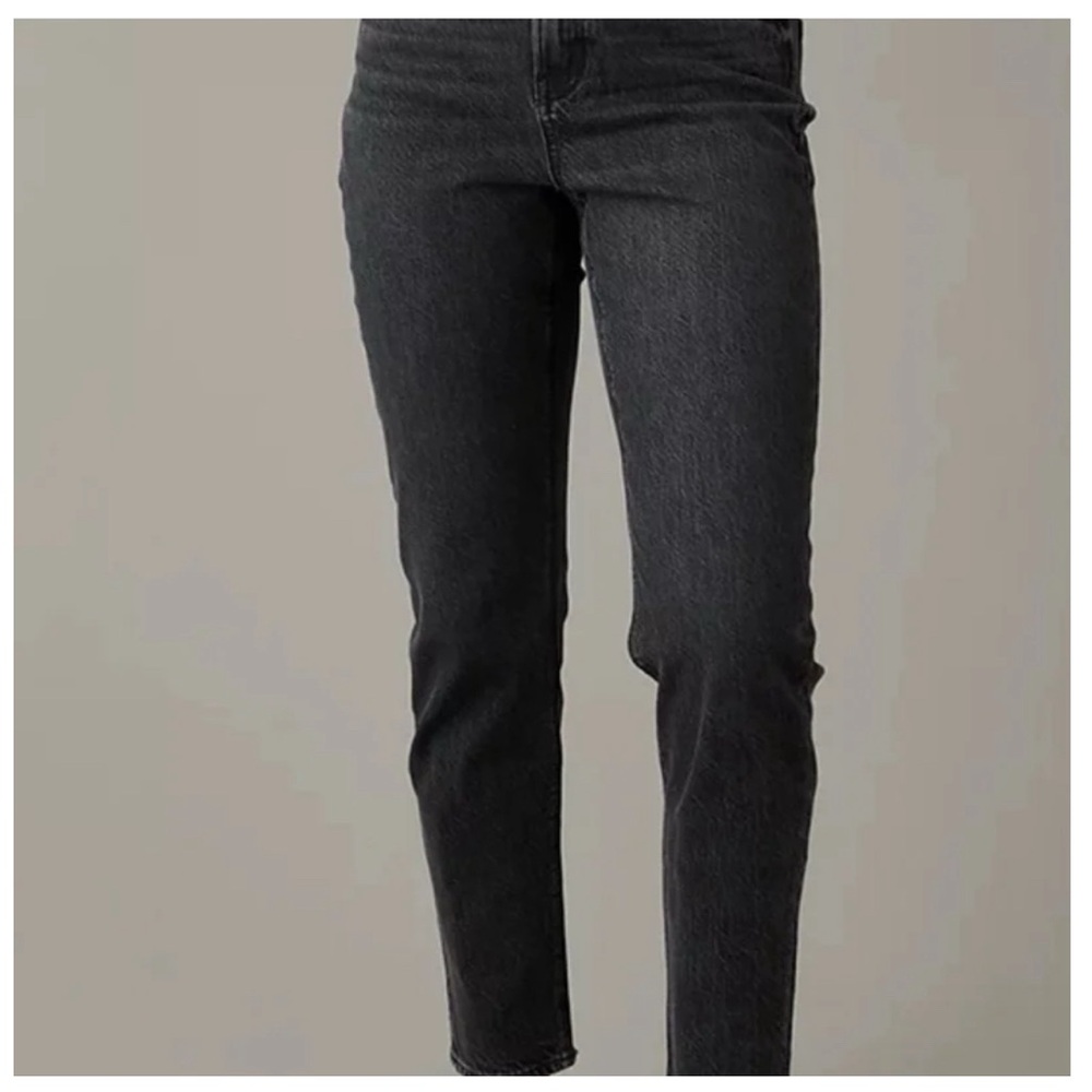 American Eagle Mom-Jean in Blk Size 8REG